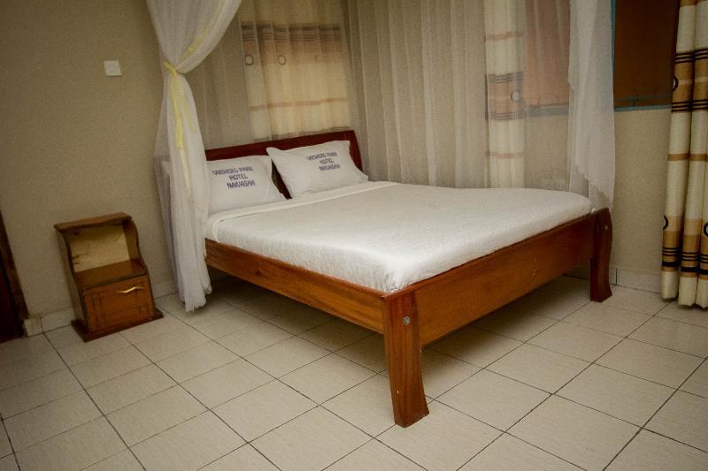 Viewers Park Hotel Найваша Екстер'єр фото